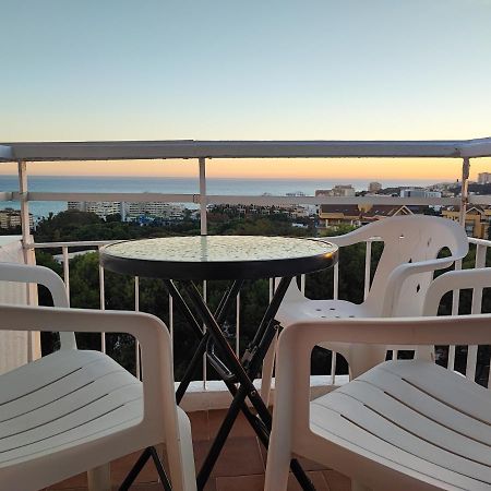 Hercules Paradise 531 Apartamento Con Vistas Al Mar Mediterraneo En Benalmadena A Pasos Del Centro Y Su Vibrante Zona Comercial Disfruta De Una Experiencia Unica En La Costa Del Sol Malaga Andalucia Well-Connected To The Airport ภายนอก รูปภาพ
