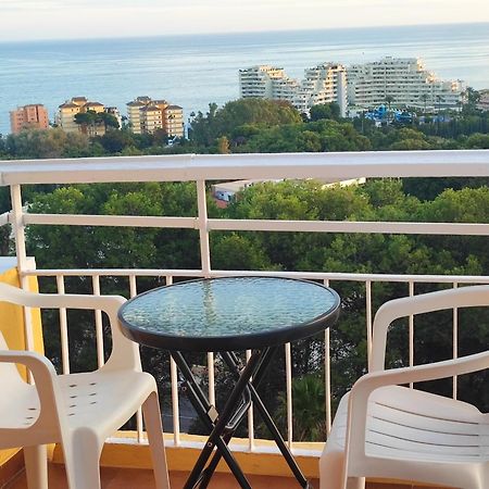 Hercules Paradise 531 Apartamento Con Vistas Al Mar Mediterraneo En Benalmadena A Pasos Del Centro Y Su Vibrante Zona Comercial Disfruta De Una Experiencia Unica En La Costa Del Sol Malaga Andalucia Well-Connected To The Airport ภายนอก รูปภาพ