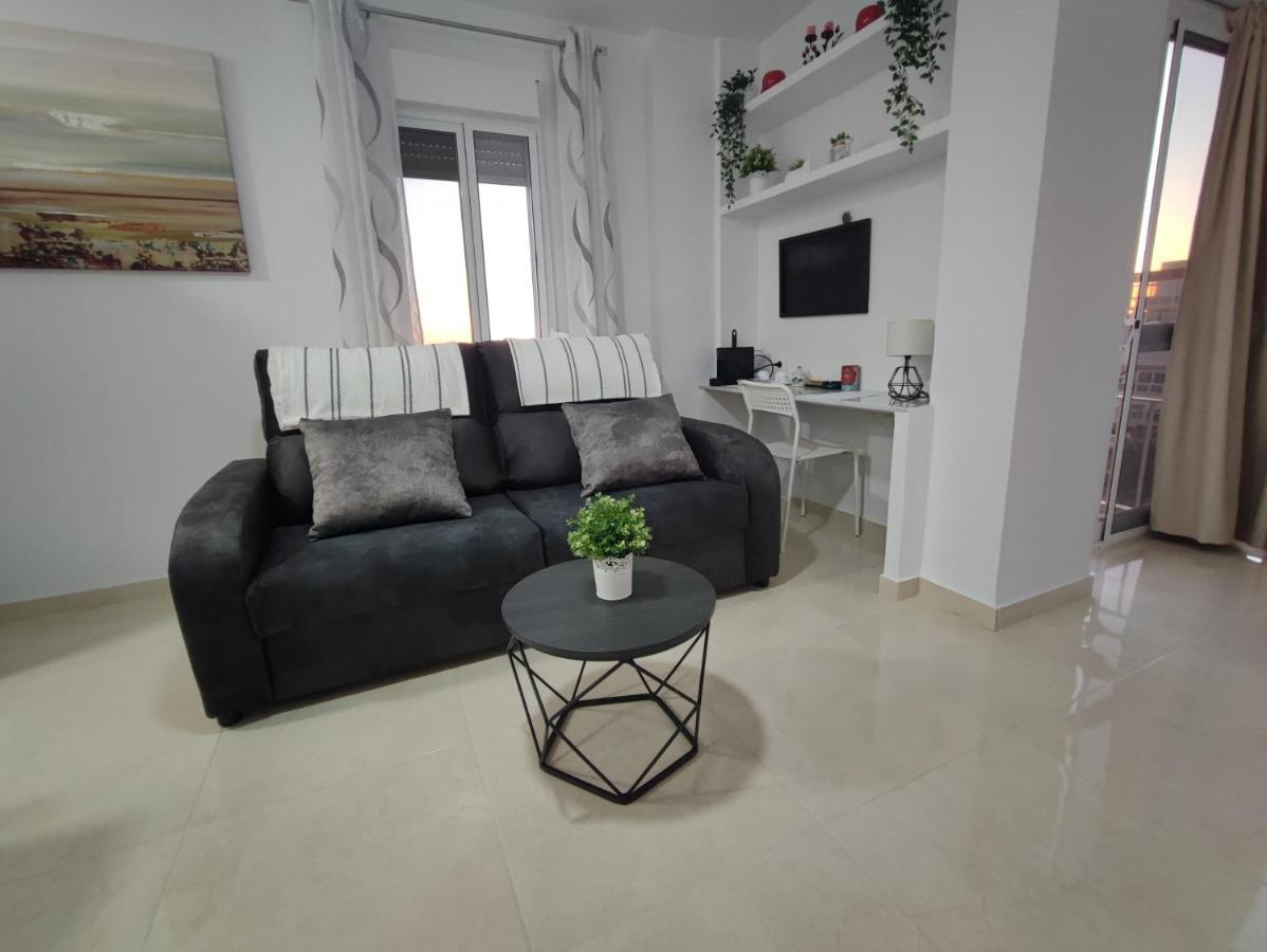 Hercules Paradise 531 Apartamento Con Vistas Al Mar Mediterraneo En Benalmadena A Pasos Del Centro Y Su Vibrante Zona Comercial Disfruta De Una Experiencia Unica En La Costa Del Sol Malaga Andalucia Well-Connected To The Airport ภายนอก รูปภาพ