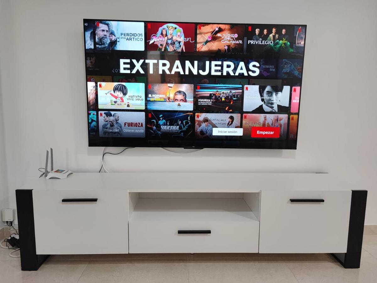Hercules Paradise 531 Apartamento Con Vistas Al Mar Mediterraneo En Benalmadena A Pasos Del Centro Y Su Vibrante Zona Comercial Disfruta De Una Experiencia Unica En La Costa Del Sol Malaga Andalucia Well-Connected To The Airport ภายนอก รูปภาพ